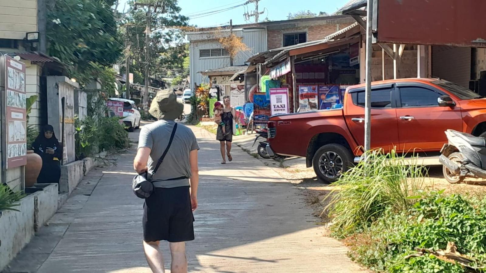 Nin Kantiang Bay Koh Lanta Bagian luar foto